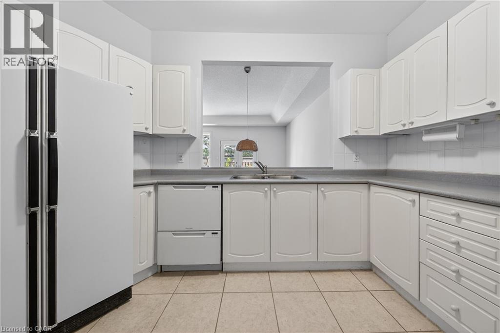 96 Bluelagoon Drive, Mount Hope, Ontario  L0R 1W0 - Photo 9 - 40837467