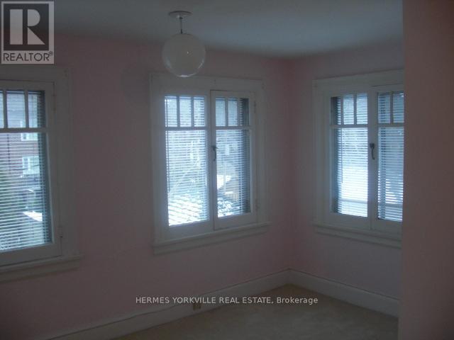 157 Chiltern Hill Road, Toronto, Ontario  M6C 3C3 - Photo 9 - C13429318