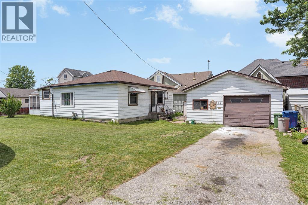 22 MANHATTAN STREET, LaSalle, Ontario