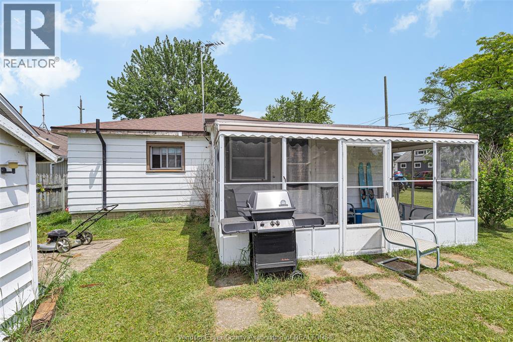 22 Manhattan Street, Lasalle, Ontario  N9J 2L7 - Photo 6 - 26014455