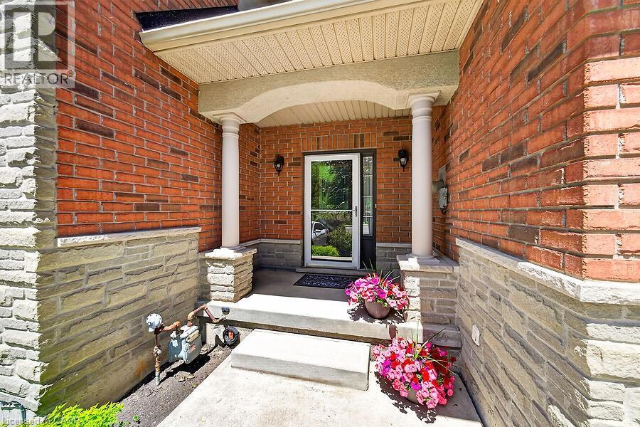 354 Highland Road W, Stoney Creek, Ontario  L8J 3W3 - Photo 3 - 40838249
