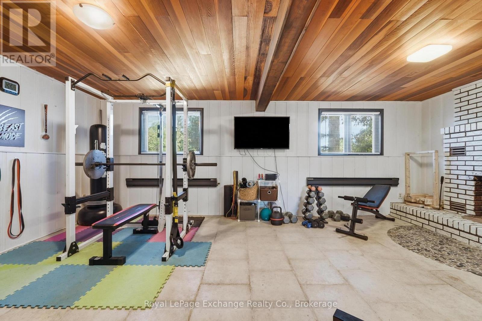 500 Walkers Circle, Kincardine, Ontario N2Z 2G2 - Photo 24 - X13460172