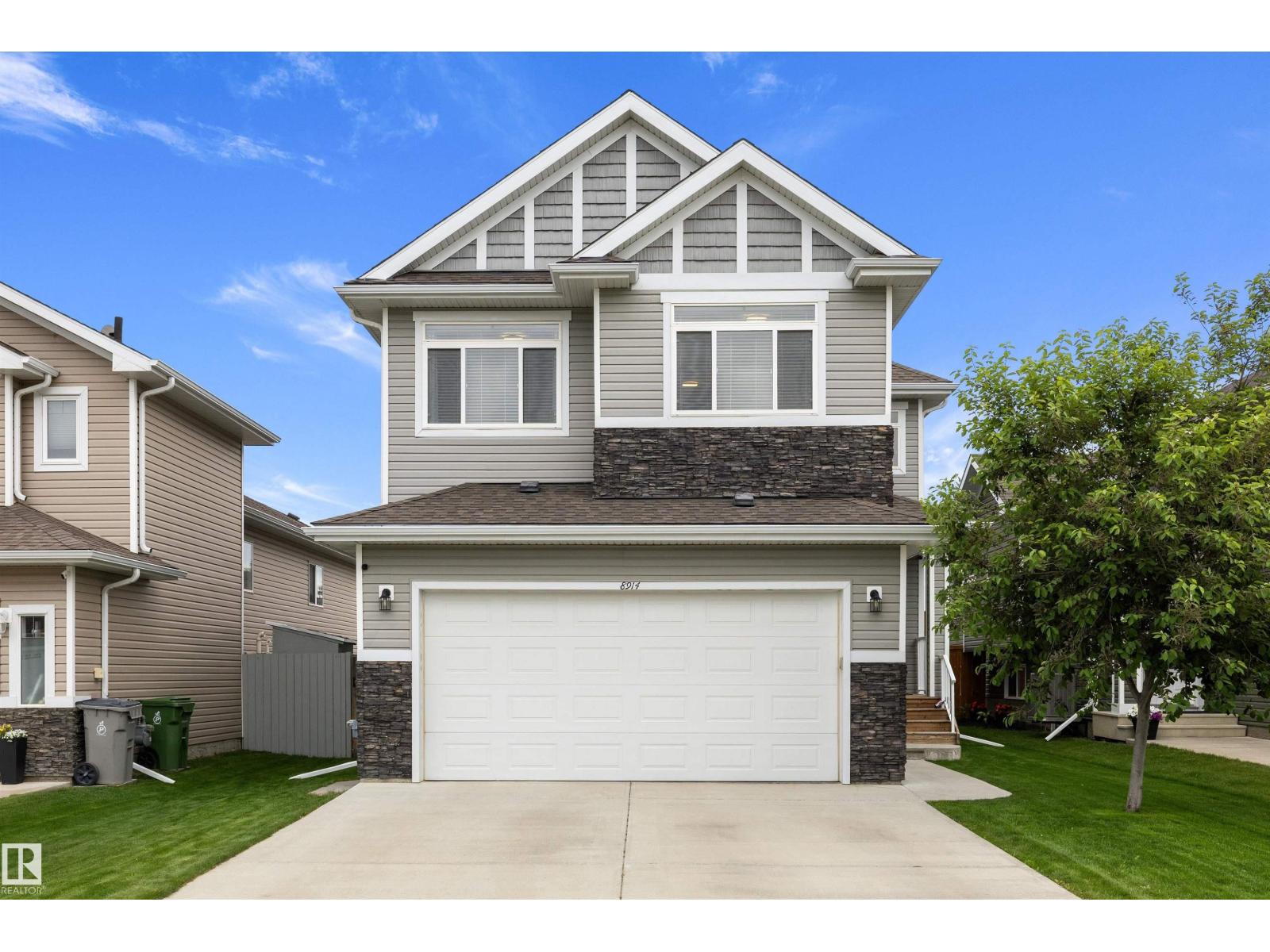 8914 97A, Morinville, Alberta