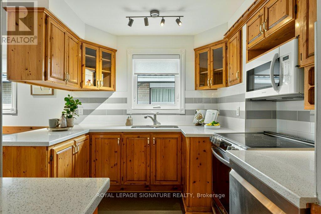 44 Rowallan Drive, Toronto, Ontario M1E 2Y6 - Photo 14 - E13460054