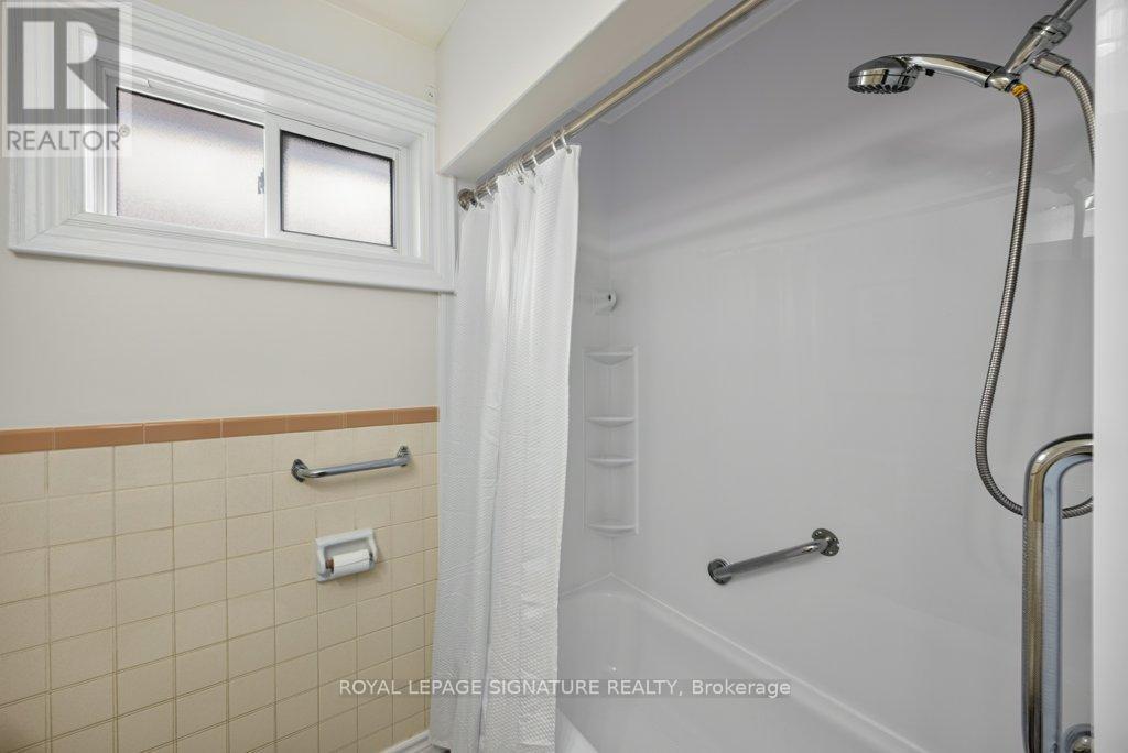 44 Rowallan Drive, Toronto, Ontario M1E 2Y6 - Photo 21 - E13460054