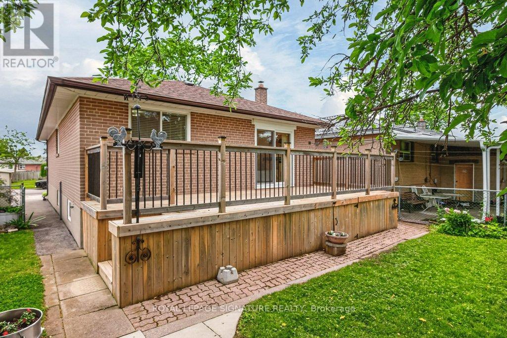 44 Rowallan Drive, Toronto, Ontario M1E 2Y6 - Photo 27 - E13460054