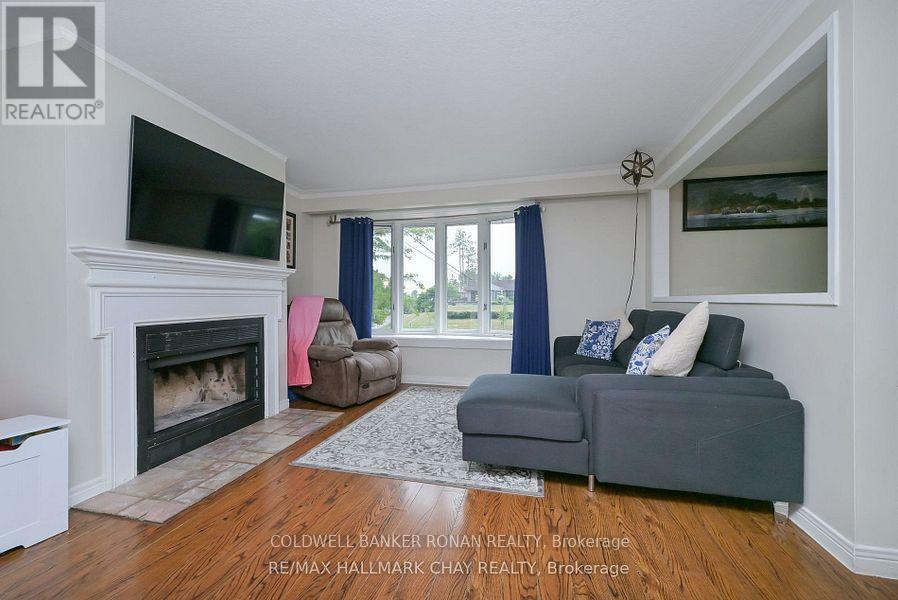 Upper Level - 8 Doner Street, New Tecumseth, Ontario  L9R 1M5 - Photo 5 - N13460094