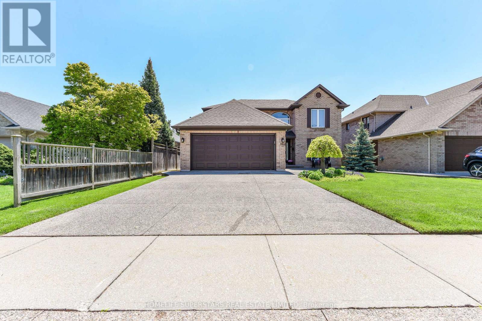 168 River Oaks Boulevard E, Oakville, Ontario  L6H 5N7 - Photo 2 - W13441040