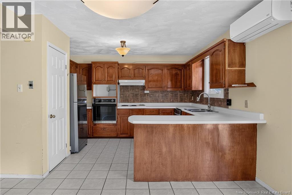 311 Boars Head Road, Saint John, New Brunswick  E2K 5B9 - Photo 8 - NB142126