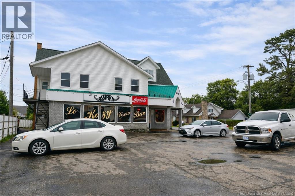 117 Broadway Boulevard, Grand Falls, New Brunswick  E3Z 2J6 - Photo 2 - NB142064