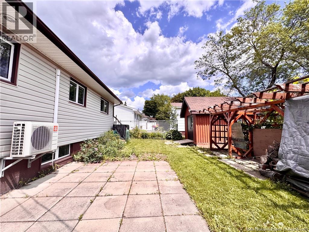 118 Columbus, Moncton, New Brunswick  E1A 5E4 - Photo 46 - NB141383