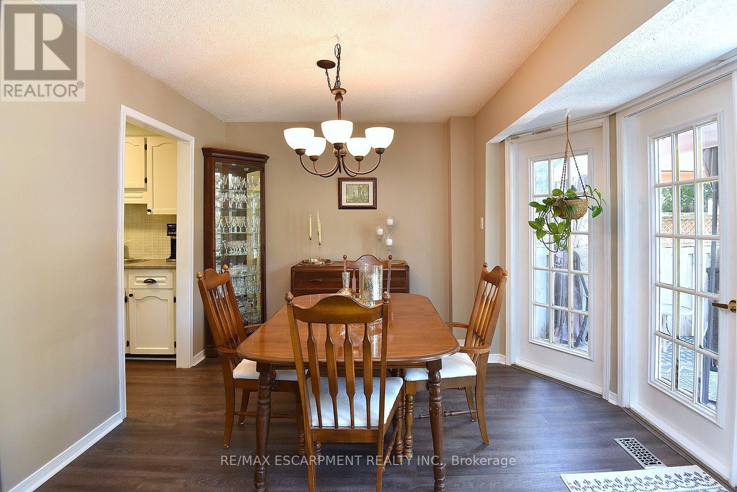 2113 Chrisdon Road, Burlington, Ontario  L7M 3S4 - Photo 12 - W13460108