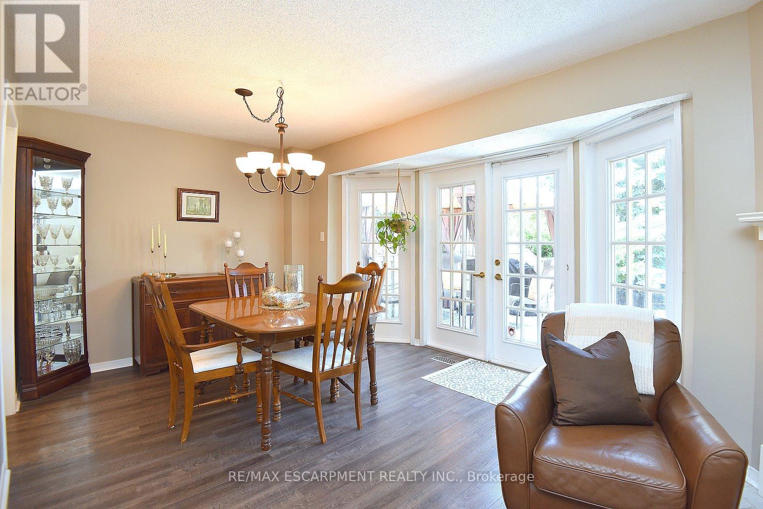 2113 Chrisdon Road, Burlington, Ontario  L7M 3S4 - Photo 14 - W13460108
