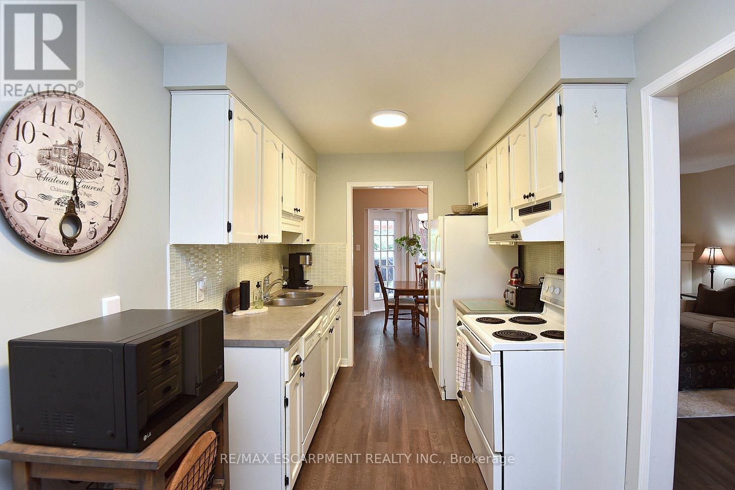 2113 Chrisdon Road, Burlington, Ontario  L7M 3S4 - Photo 16 - W13460108