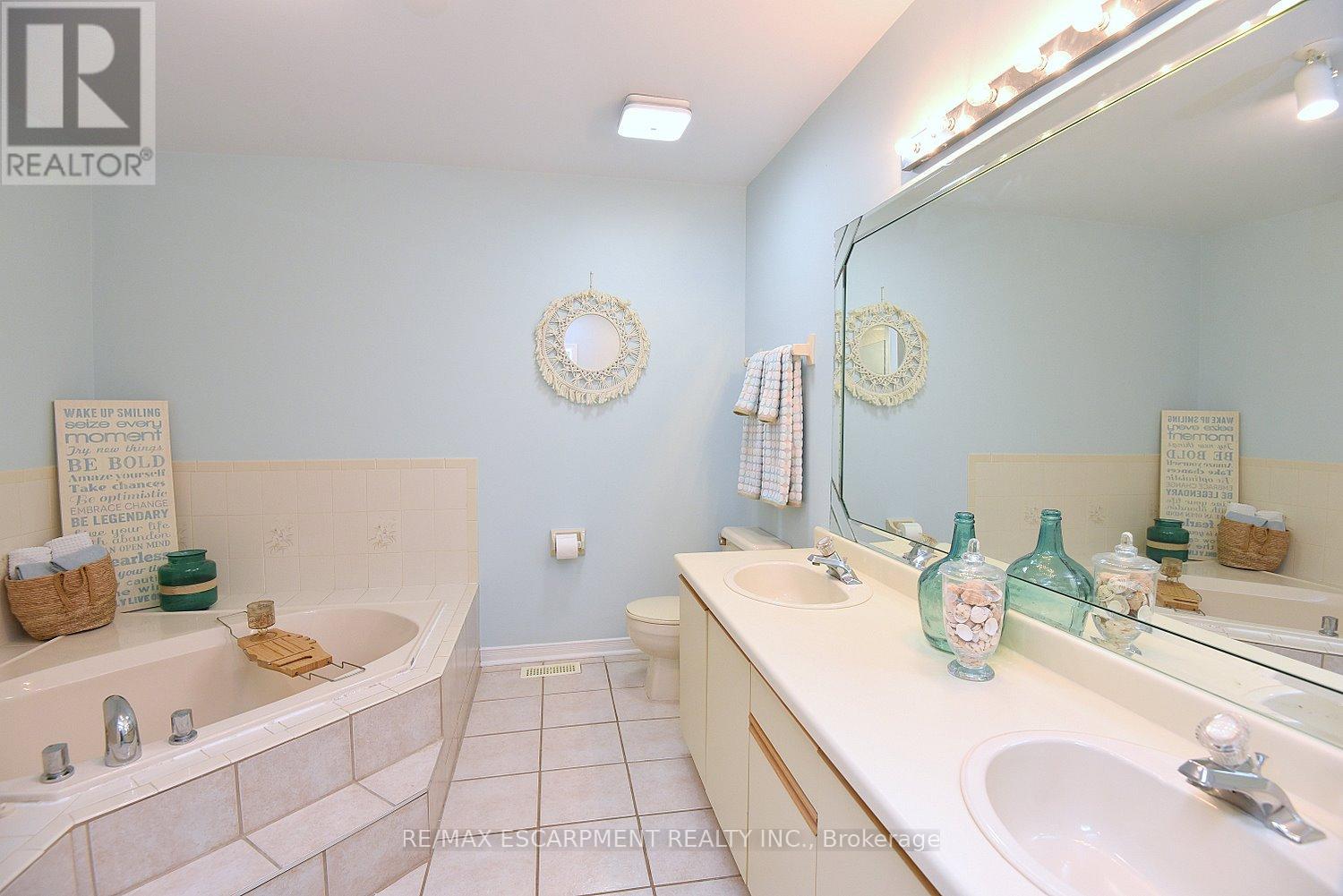 2113 Chrisdon Road, Burlington, Ontario  L7M 3S4 - Photo 24 - W13460108