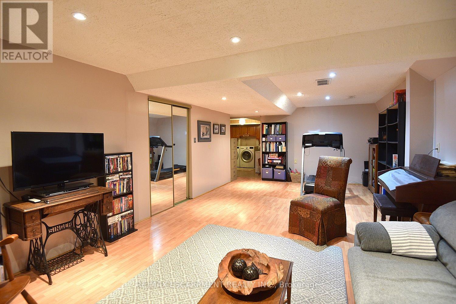 2113 Chrisdon Road, Burlington, Ontario  L7M 3S4 - Photo 32 - W13460108