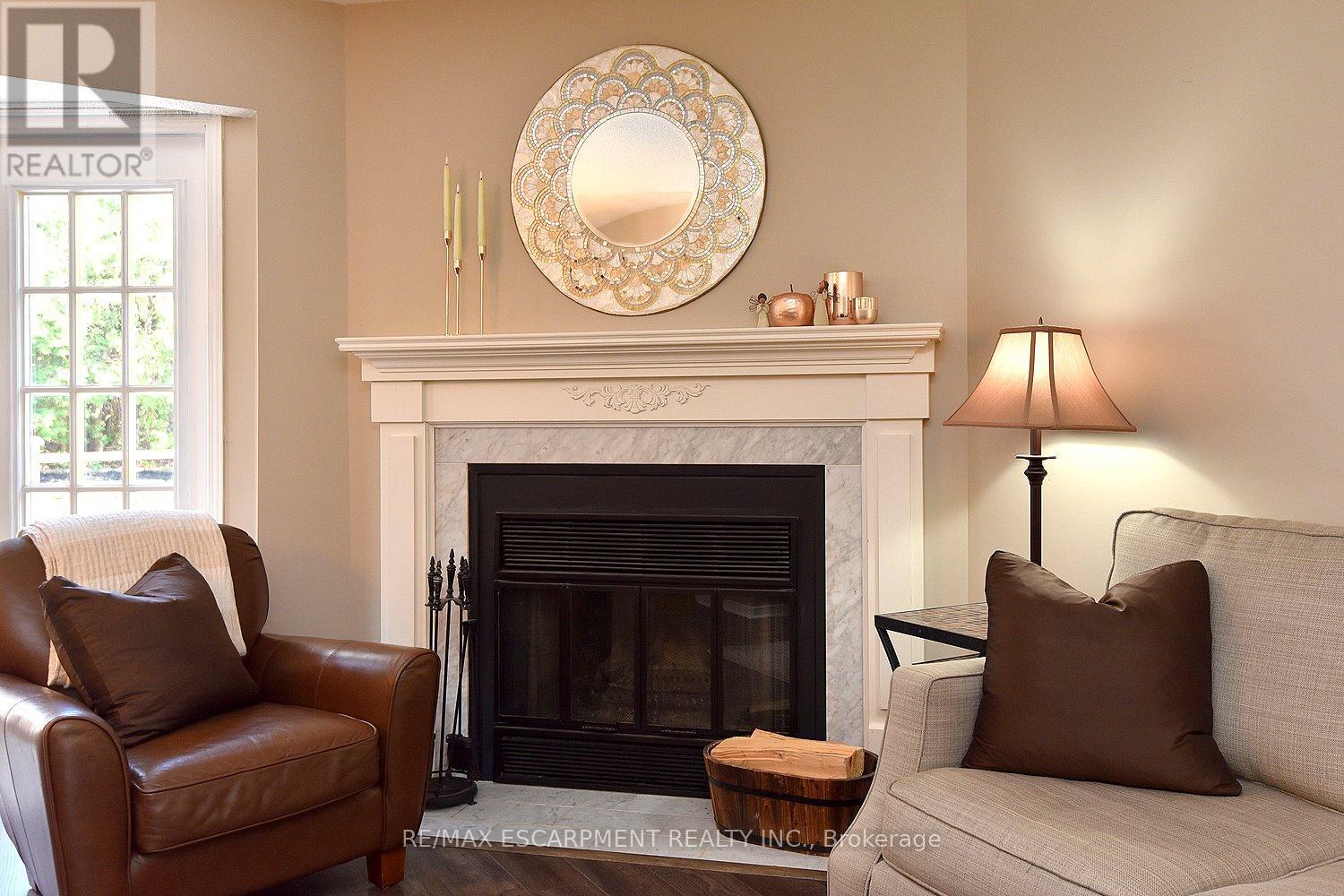 2113 Chrisdon Road, Burlington, Ontario  L7M 3S4 - Photo 9 - W13460108