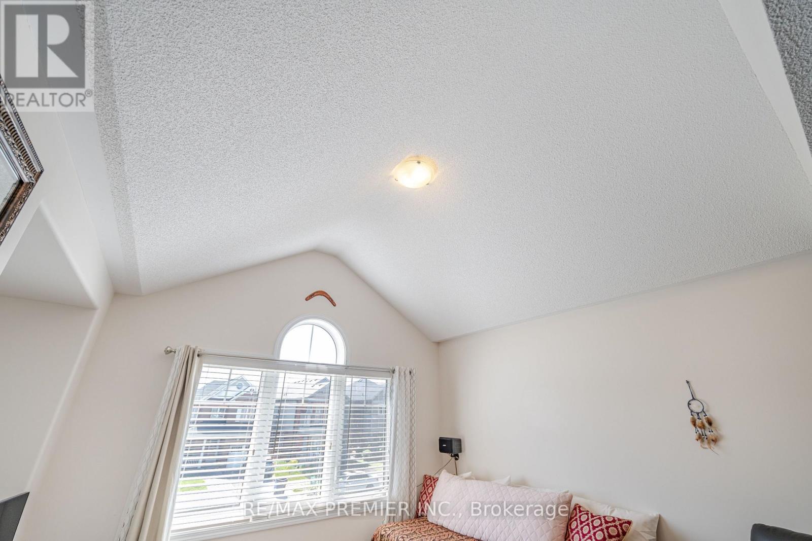 2 Tribune Drive, Brampton, Ontario  L7A 0X5 - Photo 24 - W13460186