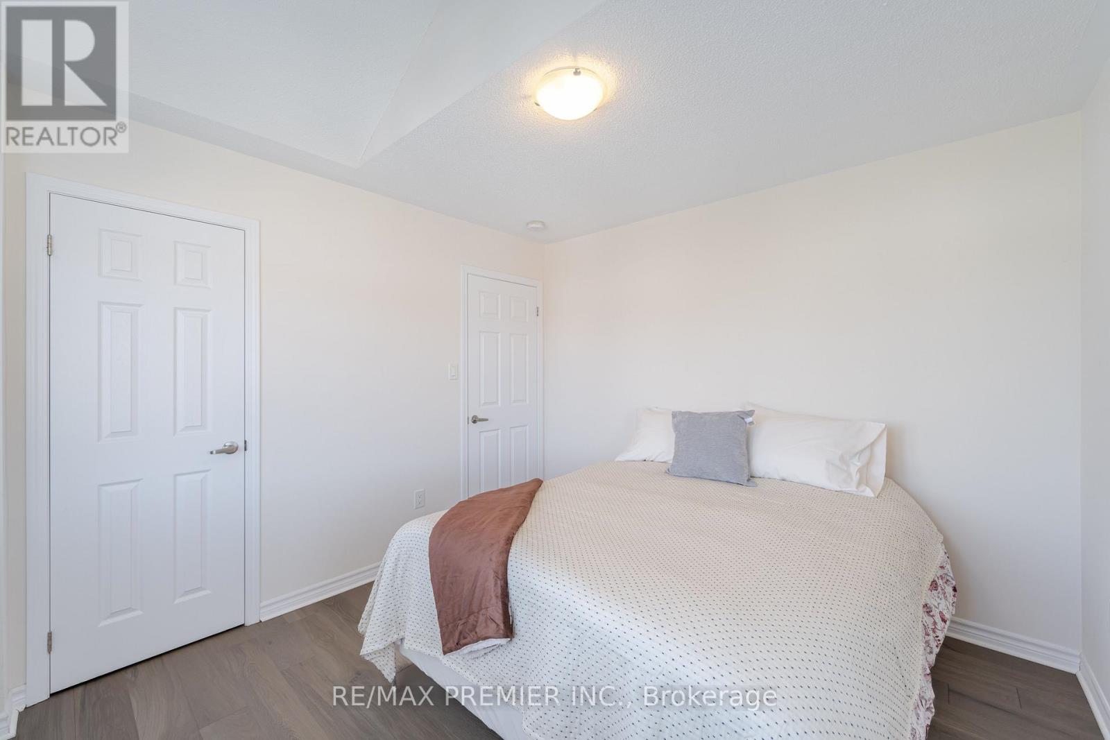 2 Tribune Drive, Brampton, Ontario  L7A 0X5 - Photo 33 - W13460186