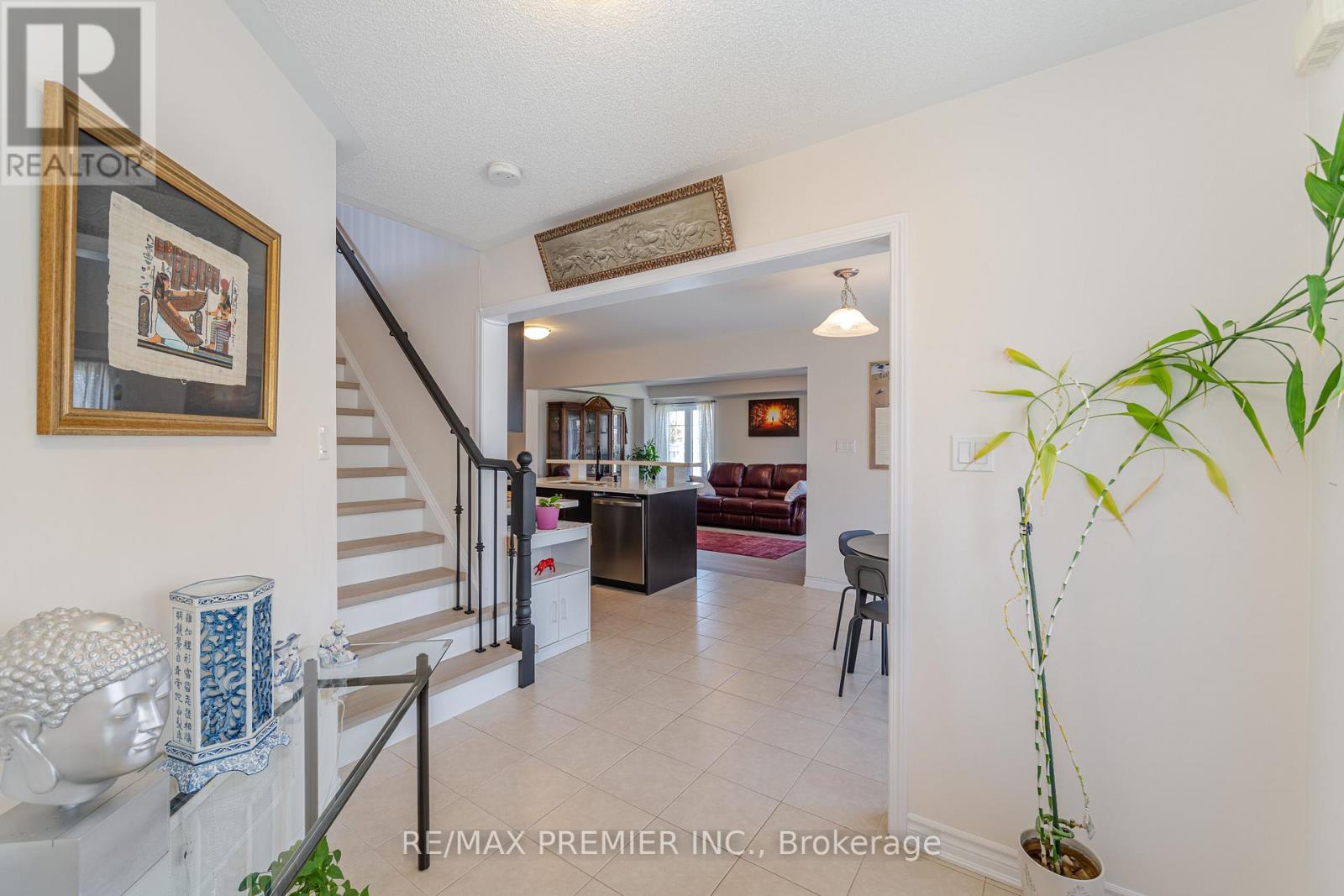 2 Tribune Drive, Brampton, Ontario  L7A 0X5 - Photo 7 - W13460186