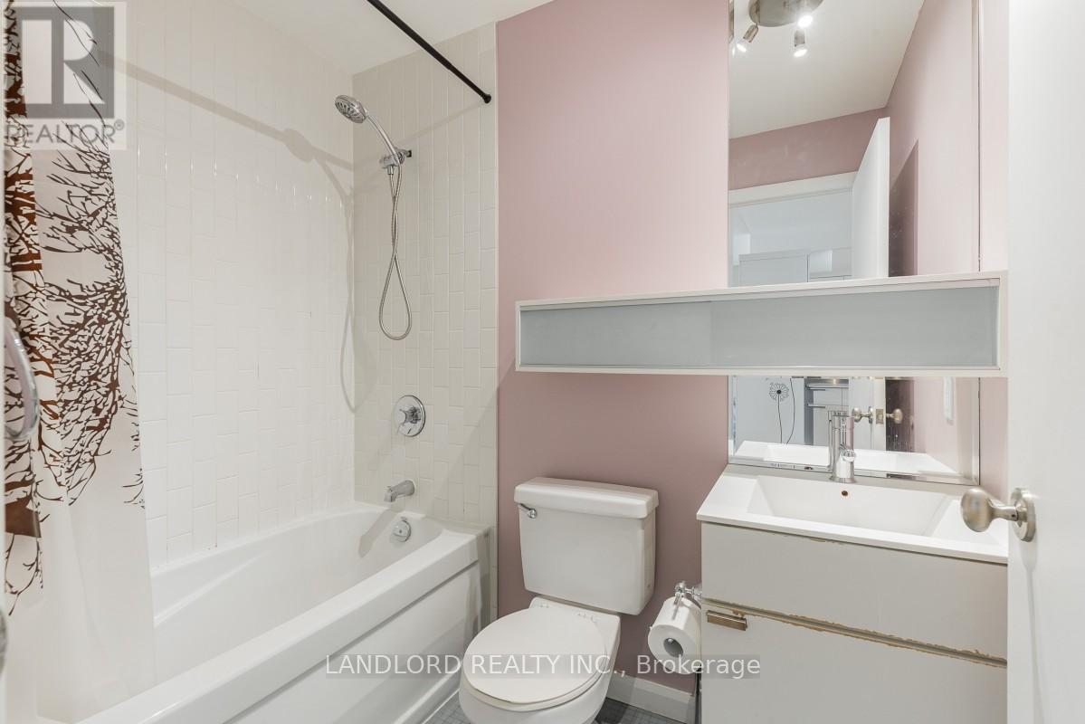 1620 - 111 Elizabeth Street, Toronto, Ontario  M5G 1P7 - Photo 19 - C13451102