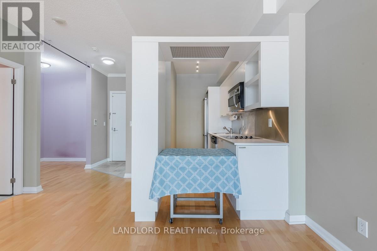 1620 - 111 Elizabeth Street, Toronto, Ontario  M5G 1P7 - Photo 9 - C13451102