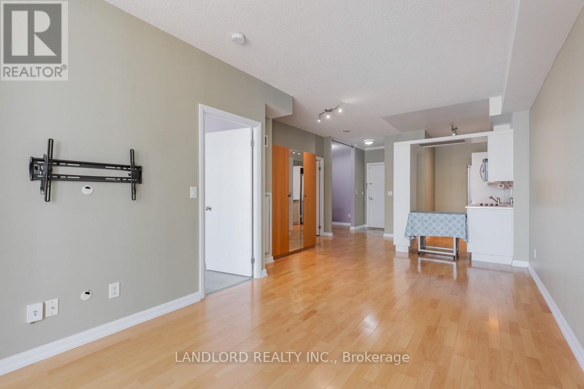 1620 - 111 Elizabeth Street, Toronto, Ontario  M5G 1P7 - Photo 6 - C13451102