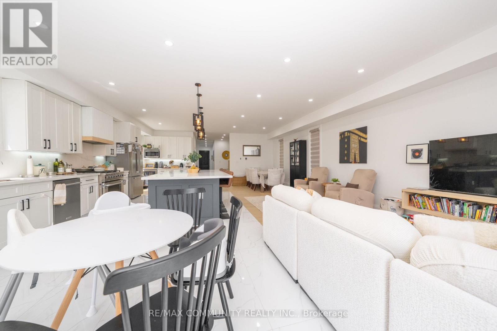 75b Kitchener Road, Toronto, Ontario  M1E 2X6 - Photo 14 - E13457018