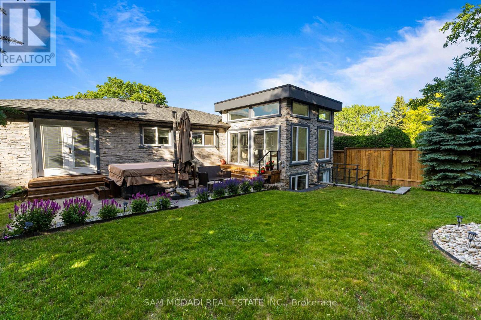 1434 Petrie Way, Mississauga, Ontario  L5J 1G5 - Photo 30 - W13416734