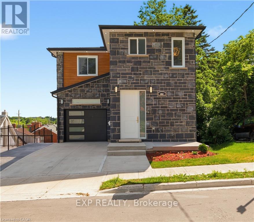 129 St George Street, Kitchener, Ontario  N2G 2T2 - Photo 2 - X13460128