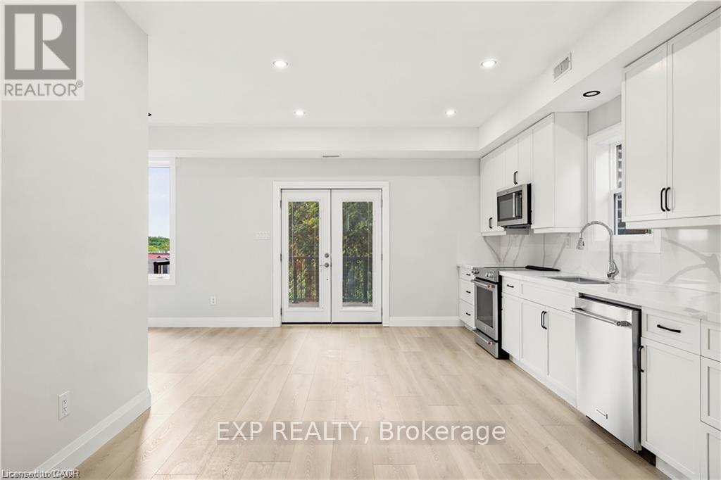129 St George Street, Kitchener, Ontario  N2G 2T2 - Photo 7 - X13460128