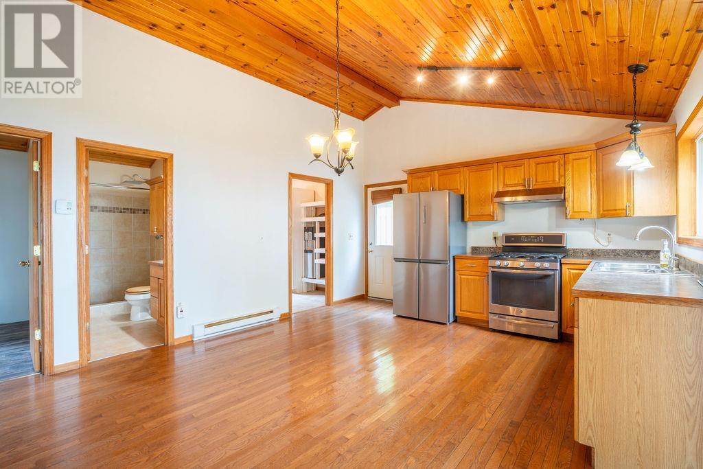 1088 Four Seasons Dr, Sault Ste. Marie, Ontario  P0S 1E0 - Photo 24 - SM261401