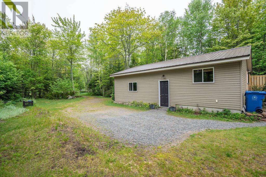1088 Four Seasons Dr, Sault Ste. Marie, Ontario  P0S 1E0 - Photo 6 - SM261401
