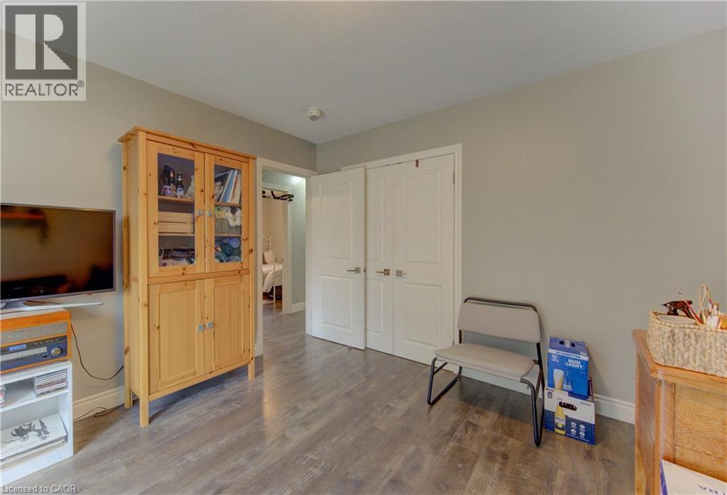 127 Strathcona Crescent, Kitchener, Ontario  N2B 2W8 - Photo 21 - 40840981