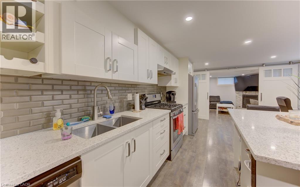 127 Strathcona Crescent, Kitchener, Ontario  N2B 2W8 - Photo 32 - 40840981
