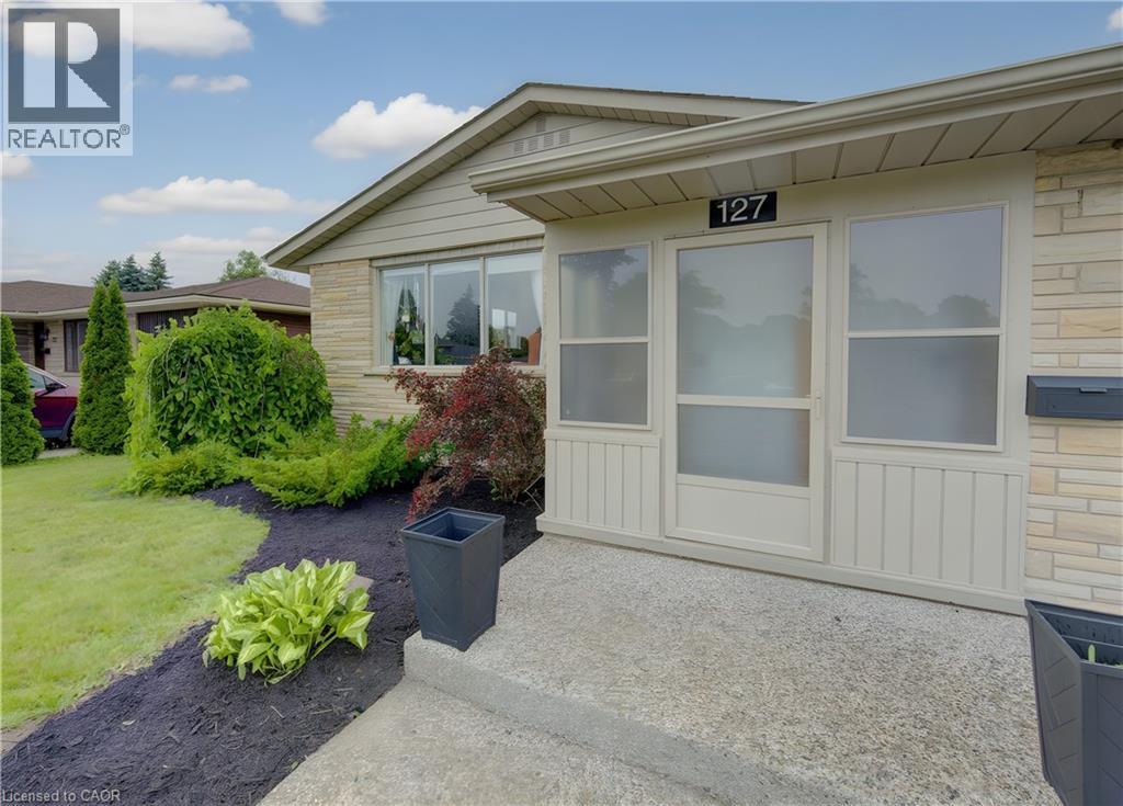 127 Strathcona Crescent, Kitchener, Ontario  N2B 2W8 - Photo 6 - 40840981