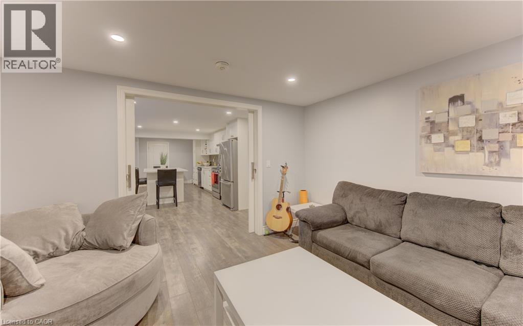 127 Strathcona Crescent, Kitchener, Ontario  N2B 2W8 - Photo 37 - 40840980