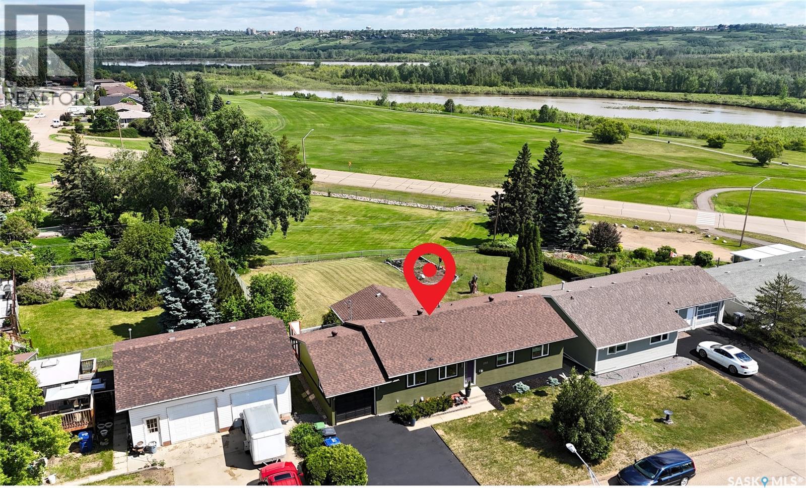 222 33rd Street, Battleford, Saskatchewan  S0M 0E0 - Photo 1 - SK039859