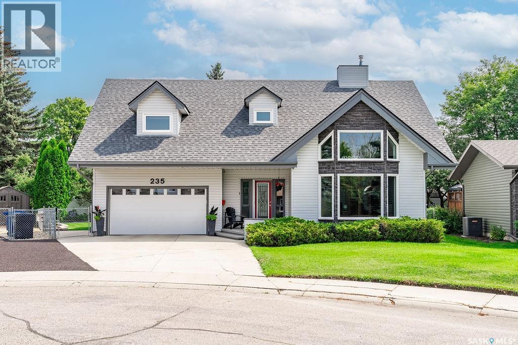 235 Sebestyen TERRACE, Saskatoon, Saskatchewan