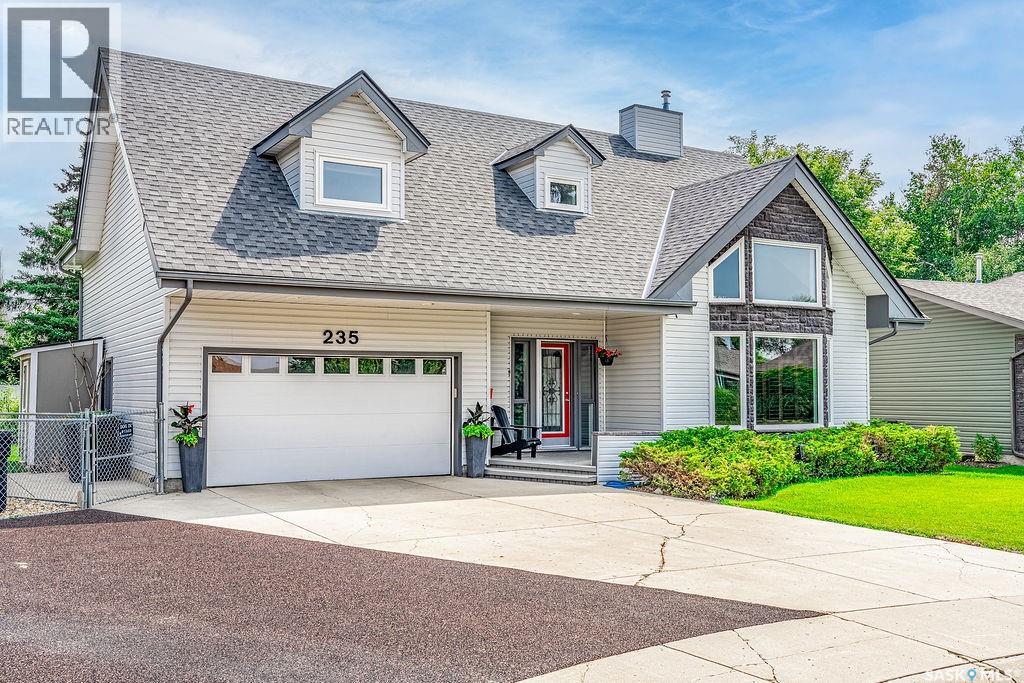 235 Sebestyen Terrace, Saskatoon, Saskatchewan  S7K 6R8 - Photo 2 - SK039854