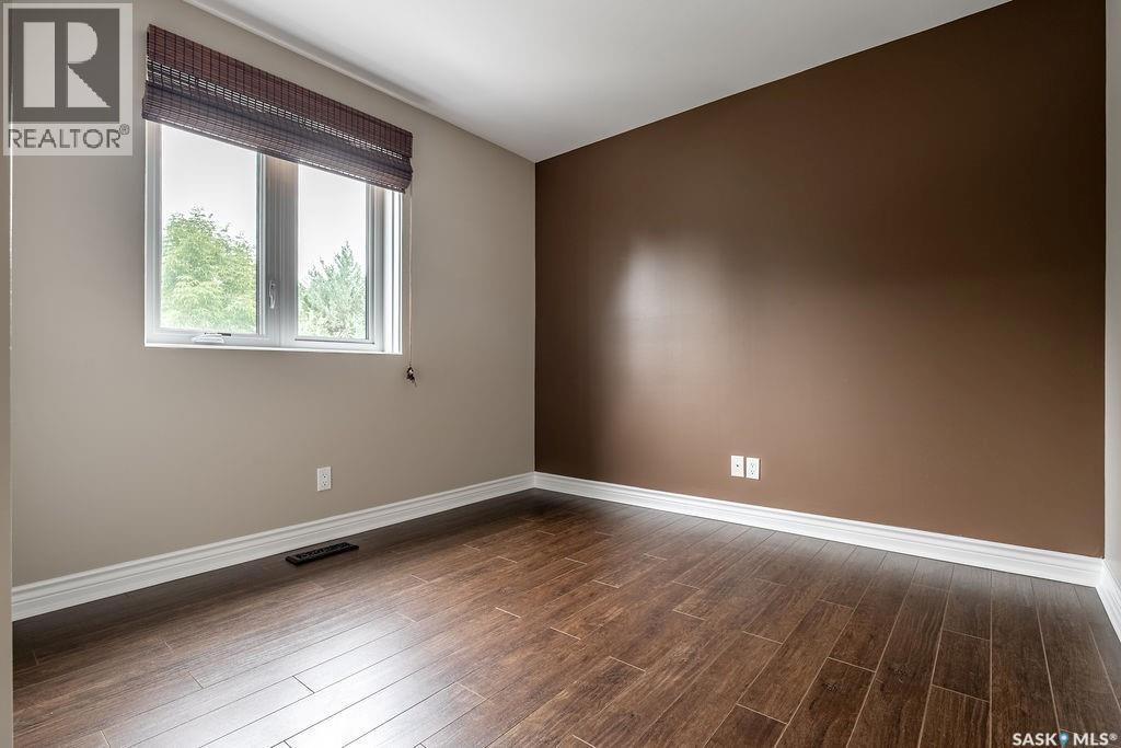 235 Sebestyen Terrace, Saskatoon, Saskatchewan  S7K 6R8 - Photo 31 - SK039854