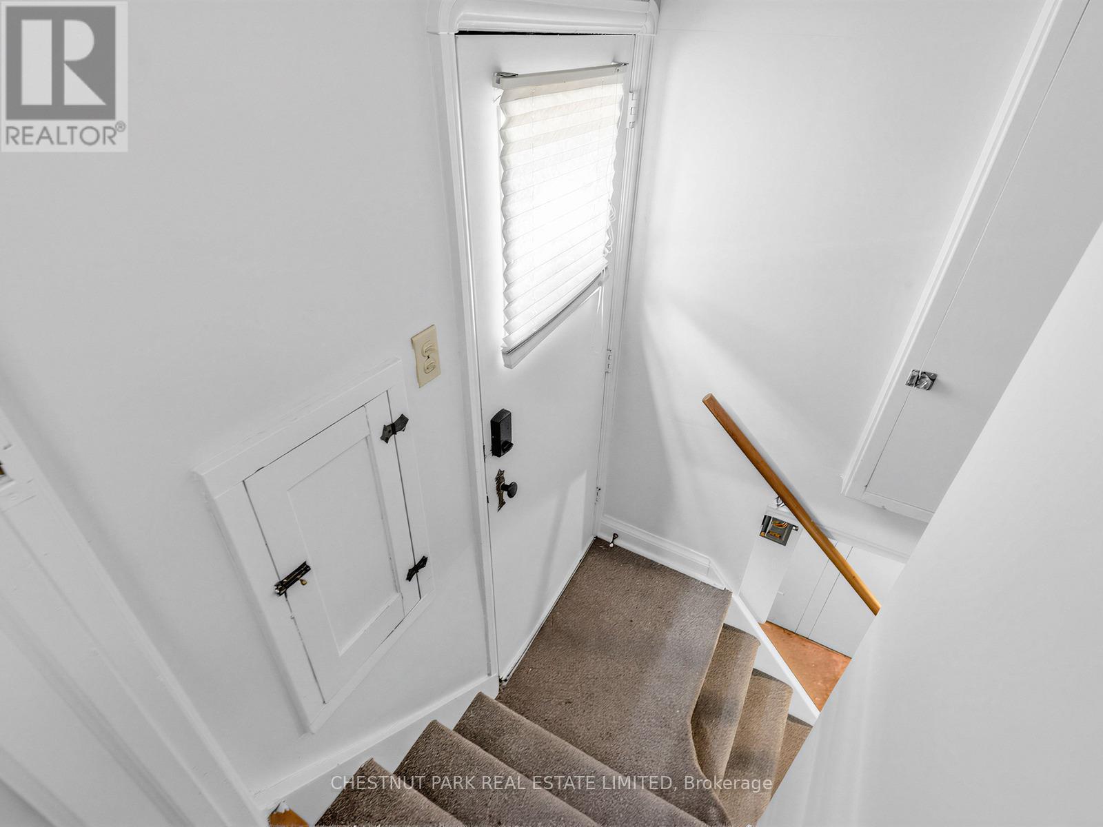 143 Glenvale Boulevard, Toronto, Ontario  M4G 2W2 - Photo 17 - C13447986