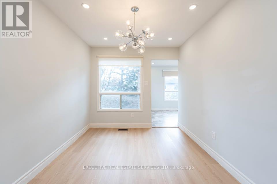 Upper - 11 Upland Drive, Whitby, Ontario  L1N 8H6 - Photo 13 - E13459568