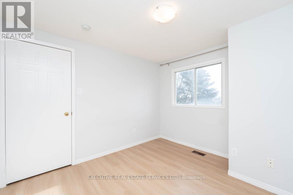 Upper - 11 Upland Drive, Whitby, Ontario  L1N 8H6 - Photo 27 - E13459568