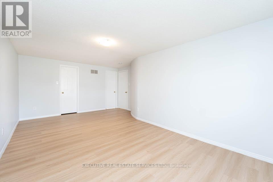 Upper - 11 Upland Drive, Whitby, Ontario  L1N 8H6 - Photo 24 - E13459568