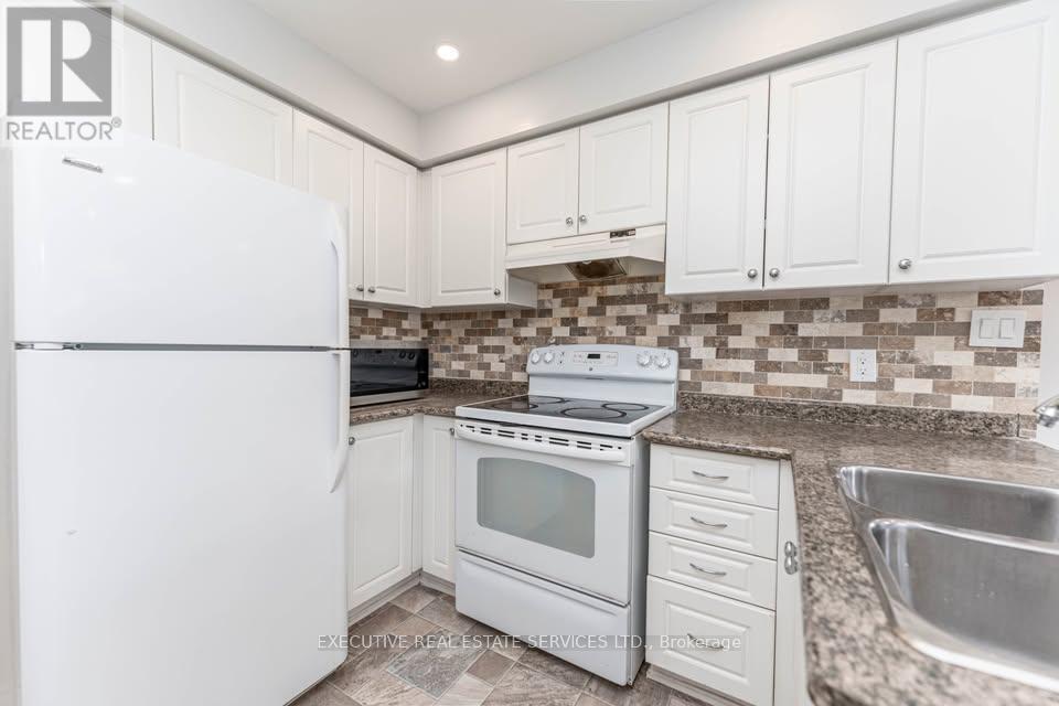 Upper - 11 Upland Drive, Whitby, Ontario  L1N 8H6 - Photo 16 - E13459568