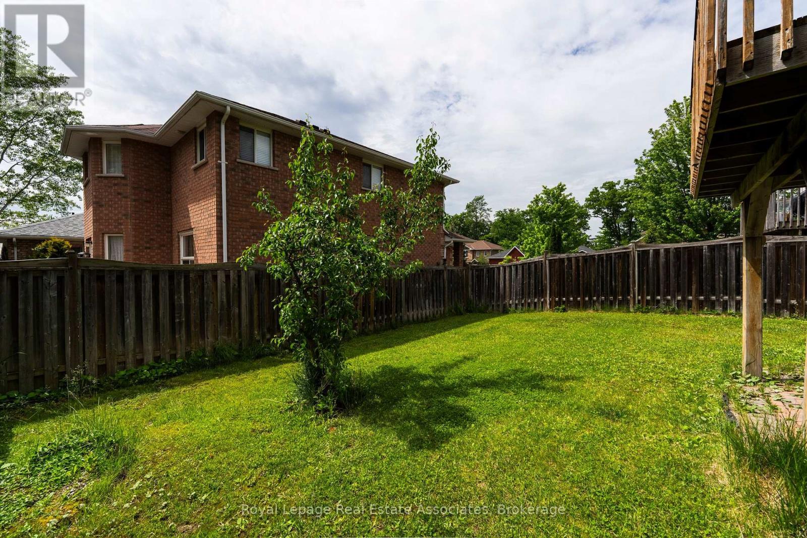 34 Bloom Crescent, Barrie, Ontario  L4N 0S8 - Photo 39 - S13427940