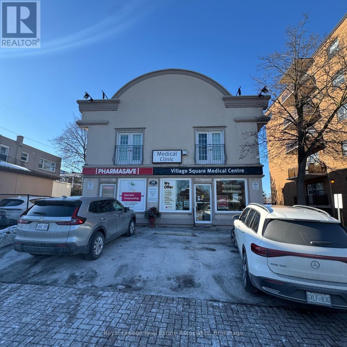 10 Main Street, Mississauga, Ontario  L5M 1X3 - Photo 1 - W12841508