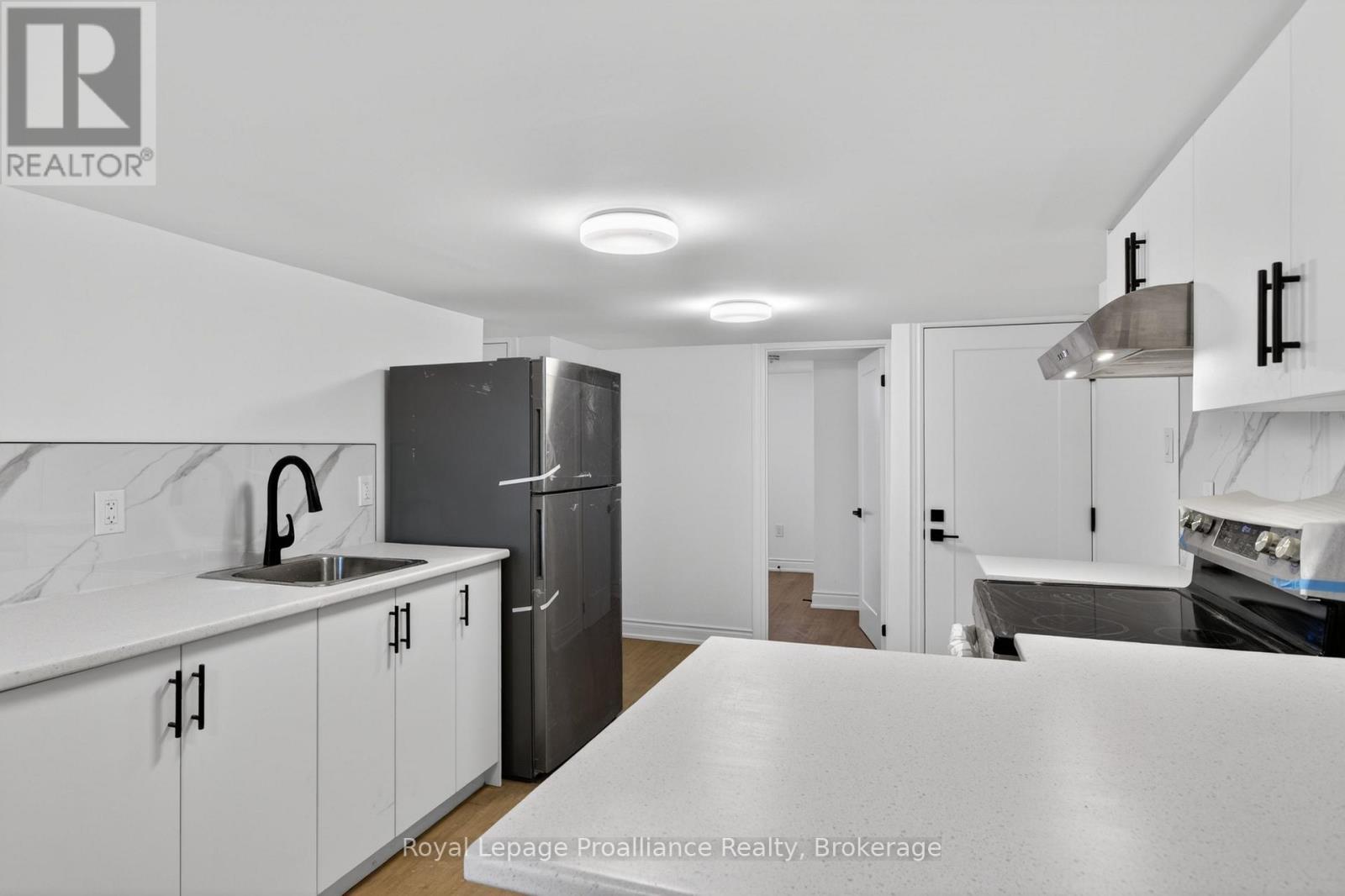 6 - 171 Hazlitt Street, Peterborough, Ontario  K9H 1L8 - Photo 4 - X13460376