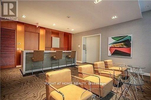 902 - 832 Bay Street, Toronto, Ontario  M5S 1Z6 - Photo 16 - C13460270